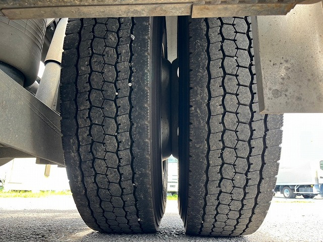 UDトラックス（日産） クオン 大型 トラクタ LKG-GK5XAB(87024) 45枚目