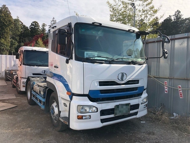 UDトラックス（日産） ビッグサム 大型 トラクタ ADG-GK4XAB(5496) 1枚目
