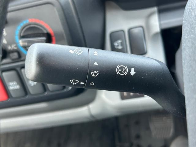 日野 デュトロ 小型 平ボディ TKG-XZC605M(109057) 33枚目