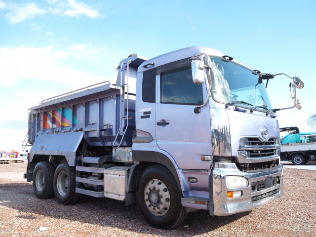 UDトラックス（日産） クオン 大型 土砂ダンプ QKG-CW5XL(100335) 7枚目