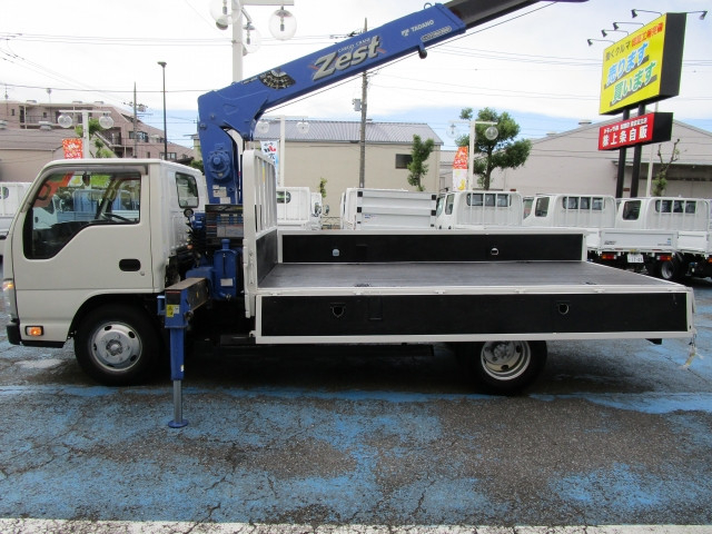 いすゞ エルフ 小型 平ボディ（クレーン付） TKG-NKR85AR(112982) 11枚目