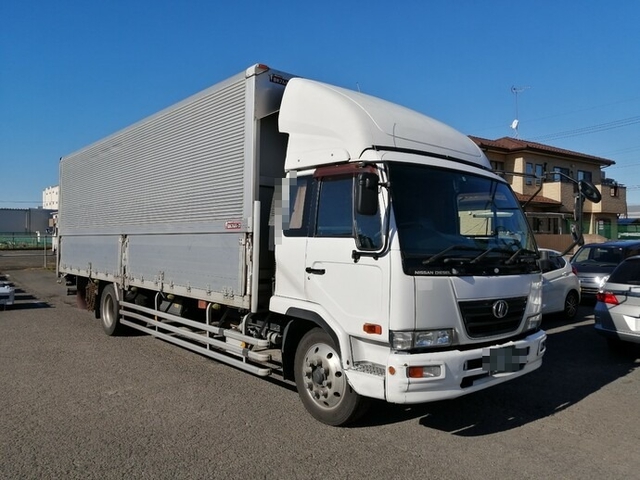 UDトラックス（日産） コンドル 増トン ウィング BDG-PK37D(5335) 1枚目