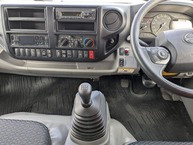 日野 デュトロ 小型 冷蔵冷凍バン 2WG-XZU713N(112969) 27枚目