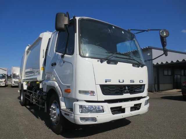 三菱ふそう ファイター 増トン 塵芥車（プレス式） QKG-FK62FZ(8520) 1枚目