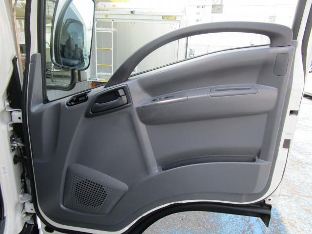 マツダ タイタン 小型 バン TRG-NMR85AN(109782) 28枚目