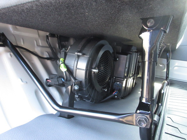 トヨタ ダイナ 小型 Wキャブ 2WG-GDY232(114001) 27枚目