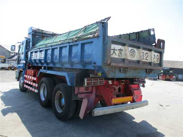 いすゞ ギガ 大型 土砂ダンプ KL-CXZ73K3(39875) 4枚目