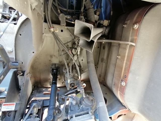 UDトラックス（日産） ビッグサム 大型 トラクタ KL-CK482BAT(5648) 54枚目