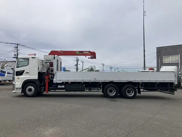 日野 プロフィア 大型 平ボディ（クレーン付） 2DG-FS1AHC(114005) 8枚目
