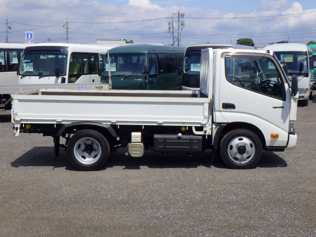 日野 デュトロ 小型 平ボディ TKG-XZC675M(109997) 5枚目