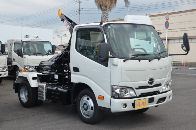日野 デュトロ 小型 コンテナ専用車 2KG-XZU605M(112100) 2枚目