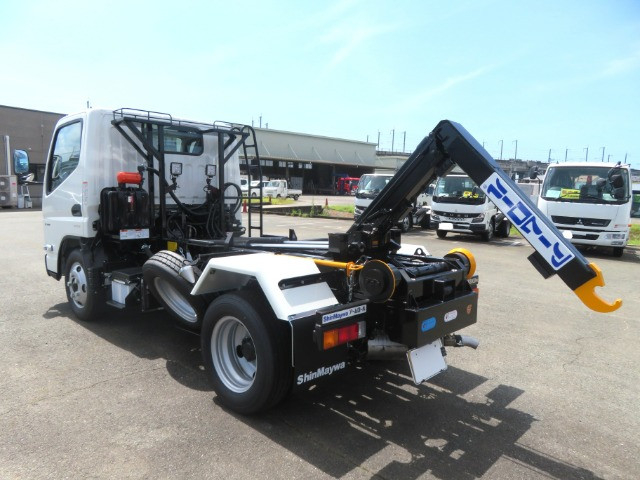 三菱ふそう キャンター 小型 コンテナ専用車 2RG-FBAV0(108796) 30枚目