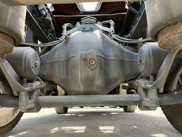 UDトラックス（日産） クオン 大型 トラクタ 2PG-GK5AAD(109385) 43枚目