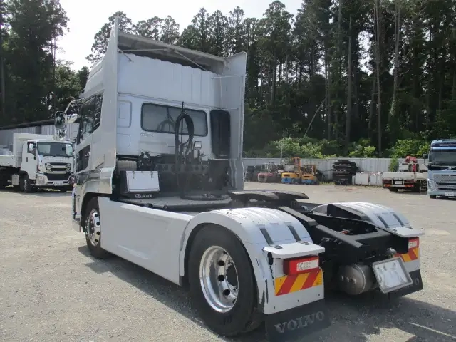 日産自動車 クオン 大型 トラクタ 2PG-GK5AAD(106896) 4枚目