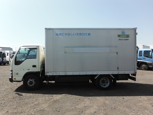 いすゞ エルフ 小型 バン AFG-NPR82AN(1505) 3枚目