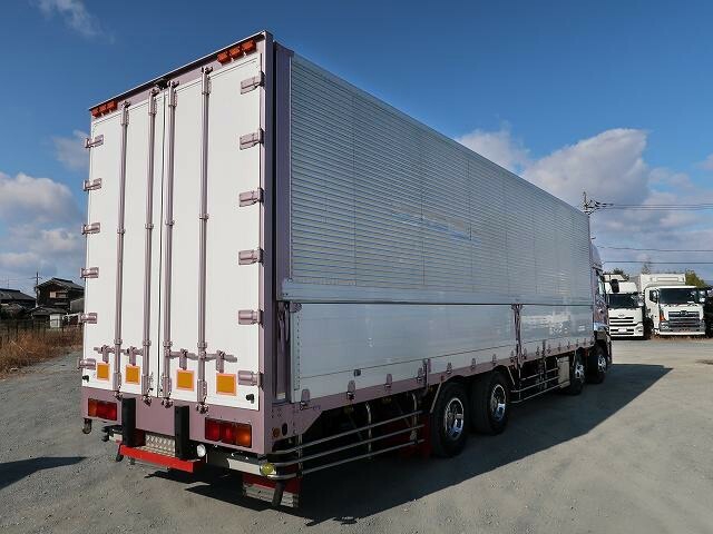 UDトラックス（日産） クオン 大型 ウィング LKG-CG5ZE(40972) 3枚目