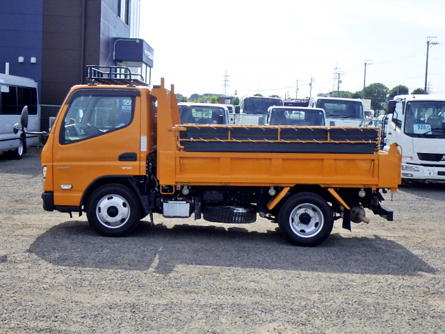 三菱ふそう キャンター 小型 土砂ダンプ 2RG-FBA60(110085) 4枚目
