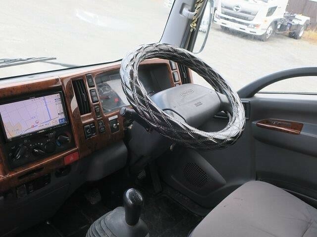 いすゞ エルフ 小型 バン TKG-NLR85AN(39345) 13枚目