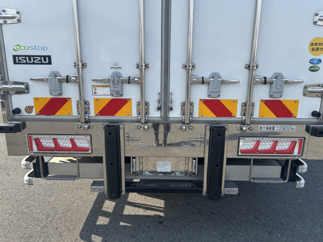 Isuzu giga Large Freezer box_body 2PG-CYJ77D(106414) 10枚目