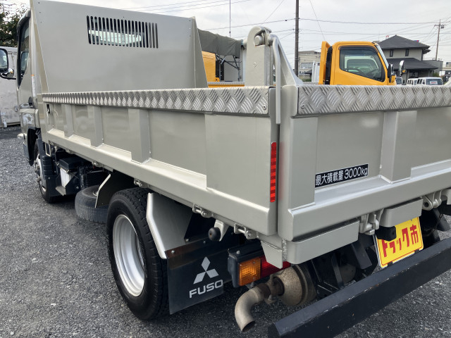三菱ふそう キャンター 小型 土砂ダンプ 2RG-FBA60(112328) 15枚目