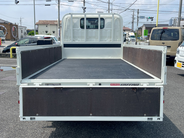 日野 デュトロ 小型 平ボディ 2RG-XZC605M(109992) 7枚目