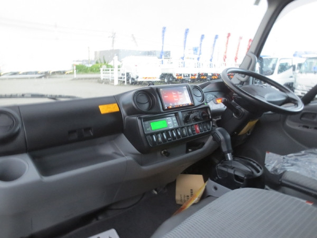 トヨタ トヨエース 小型 冷蔵冷凍バン TKG-XZC605(98581) 18枚目