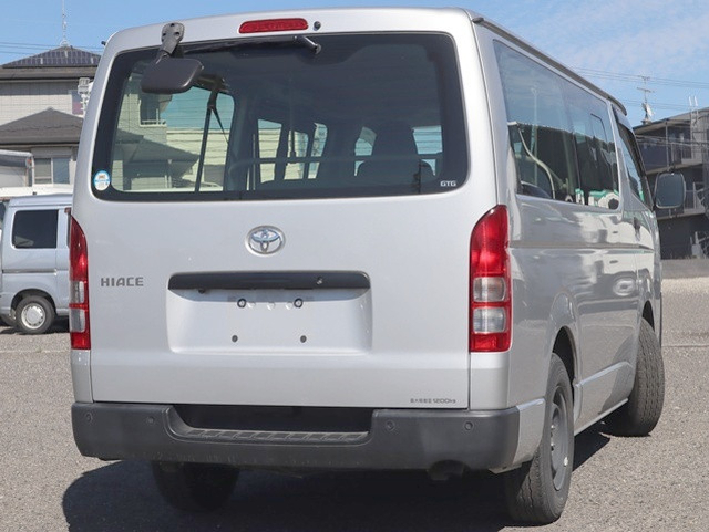 トヨタ ハイエース 小型 バン 3BF-TRH200V(105892) 3枚目