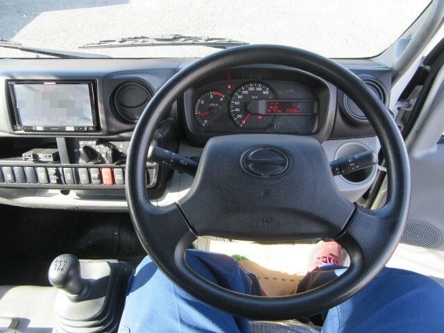 日野 デュトロ 小型 平ボディ TKG-XZC655M(7840) 25枚目