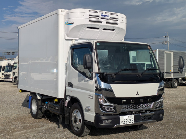 三菱ふそう キャンター 小型 冷蔵冷凍バン 2RG-FBAV0(113802) 2枚目