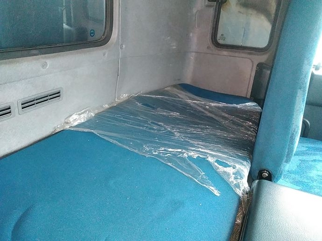 UDトラックス（日産） ビッグサム 大型 ウィング KL-CD48ZWA(3355) 18枚目