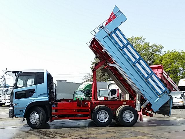 UDトラックス（日産） クオン 大型 土砂ダンプ ADG-CW4XL(9323) 10枚目