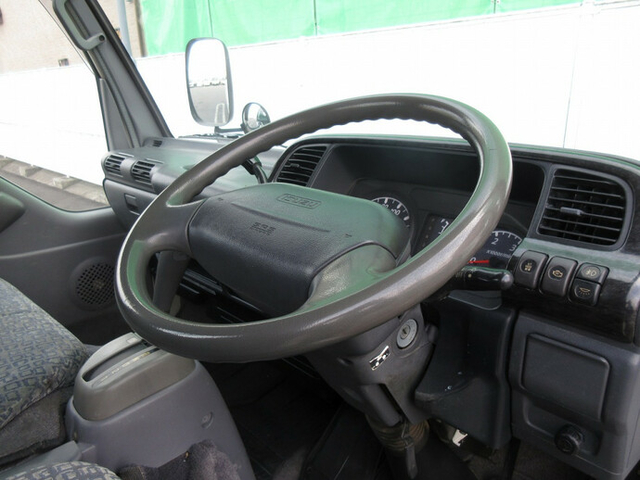 いすゞ エルフ 小型 平ボディ KR-NHS69A(8005) 28枚目