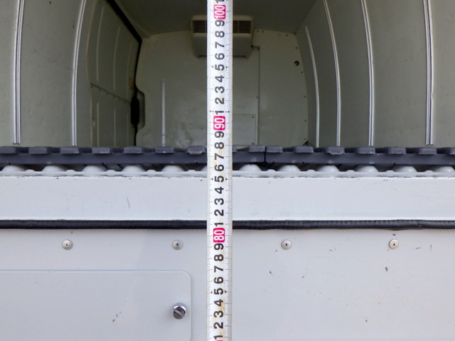 トヨタ ハイエース 小型 冷蔵冷凍バン QDF-GDH201V(110069) 13枚目