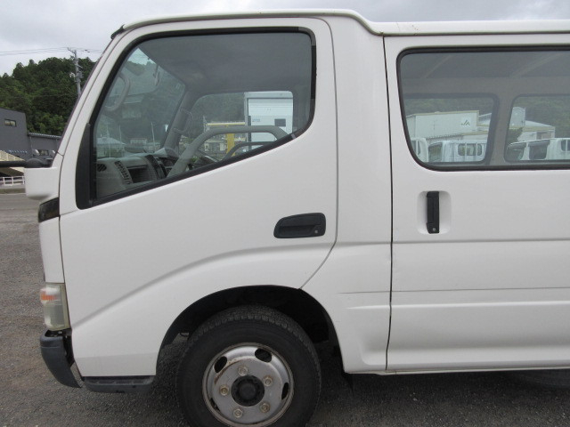 トヨタ ダイナ 小型 バン BDG-XZU508V(109087) 37枚目