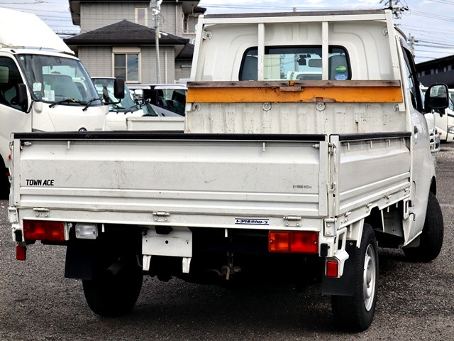 トヨタ タウンエース 小型 平ボディ DBF-S402U(110956) 3枚目