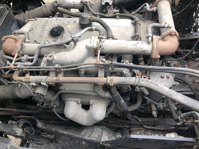 いすゞ ギガ 大型 タンクローリー PDG-CYY77V8(5595) 47枚目