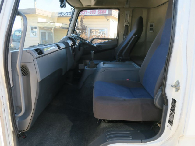 三菱ふそう ファイター 増トン 冷蔵冷凍バン QKG-FK65FZ(78549) 14枚目
