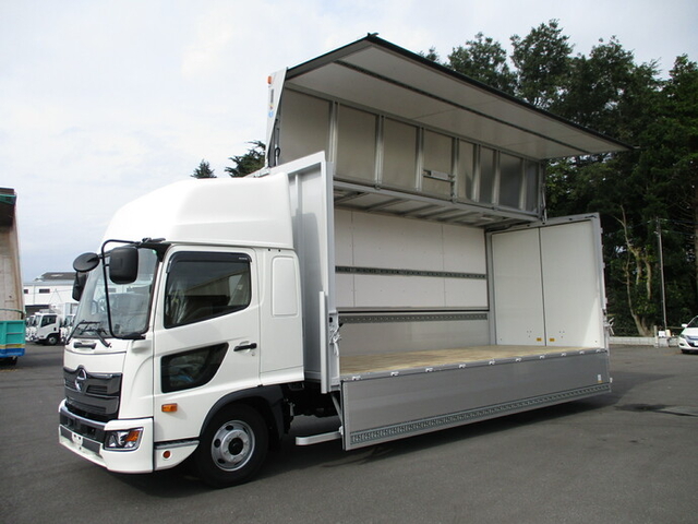 日野 レンジャー 中型 ウィング 2KG-FD2ABG(9555) 2枚目