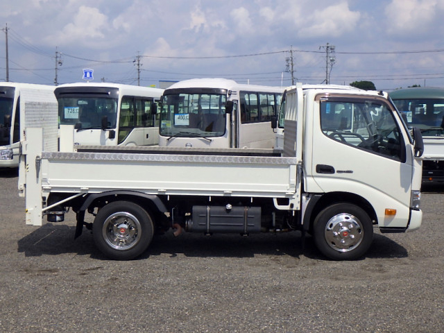 日野 デュトロ 小型 平ボディ TKG-XZU605M(110025) 5枚目