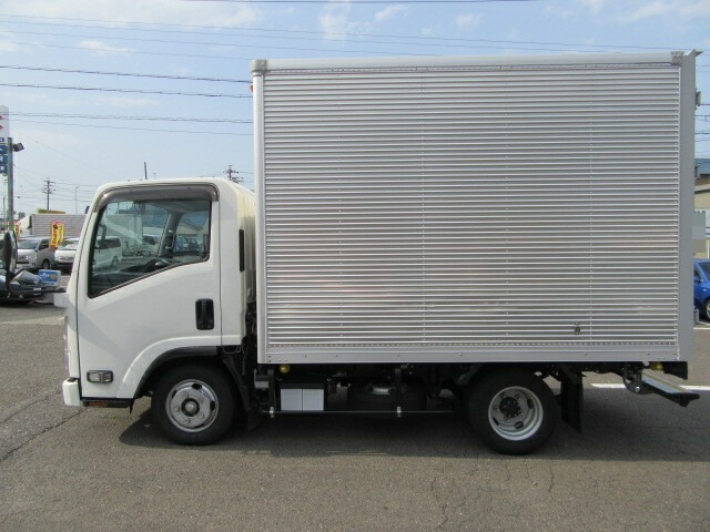 いすゞ エルフ 小型 バン TRG-NLR85AN(10082) 5枚目