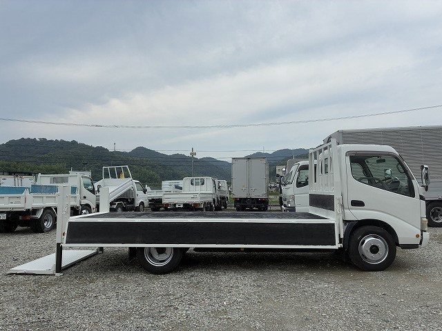 トヨタ ダイナ 小型 平ボディ BDG-XZU344(110143) 12枚目