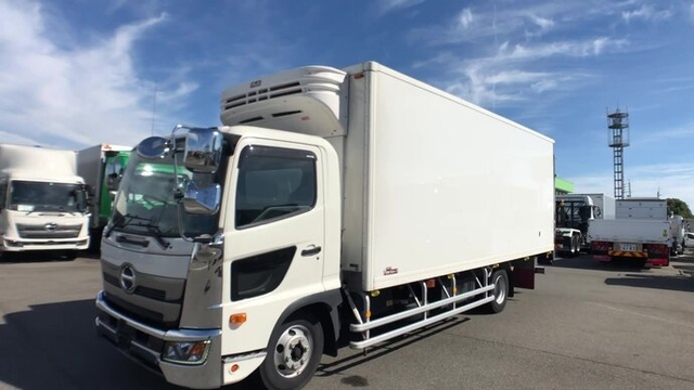 日野 レンジャー 中型 冷蔵冷凍バン 2KG-FC2ABG(35312) 5枚目