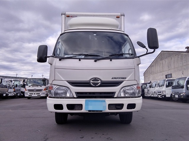 日野 デュトロ 小型 バン TKG-XZC655M(8896) 2枚目