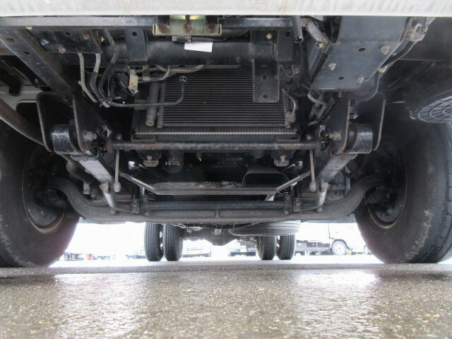 三菱ふそう キャンター 小型 バン KK-FE83EEY(6634) 24枚目