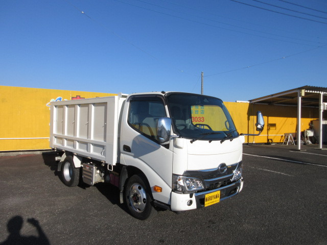 日野 デュトロ 小型 土砂ダンプ 2KG-XZU675T(97722) 2枚目