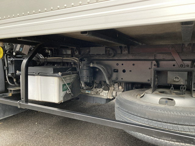 トヨタ トヨエース 小型 バン TPG-XZC645(105986) 9枚目