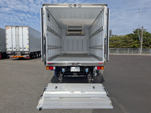 日野 デュトロ 小型 冷蔵冷凍バン 2WG-XZU713N(112969) 9枚目