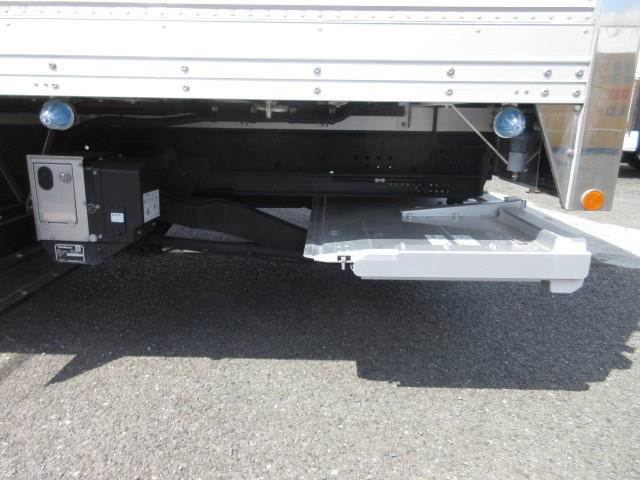 いすゞ ギガ 大型 冷蔵冷凍バン 2PG-CYY77DU(107592) 98枚目