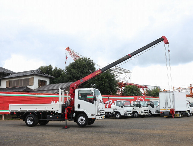 いすゞ エルフ 小型 平ボディ（クレーン付） TPG-NMR85AN(112691) 38枚目