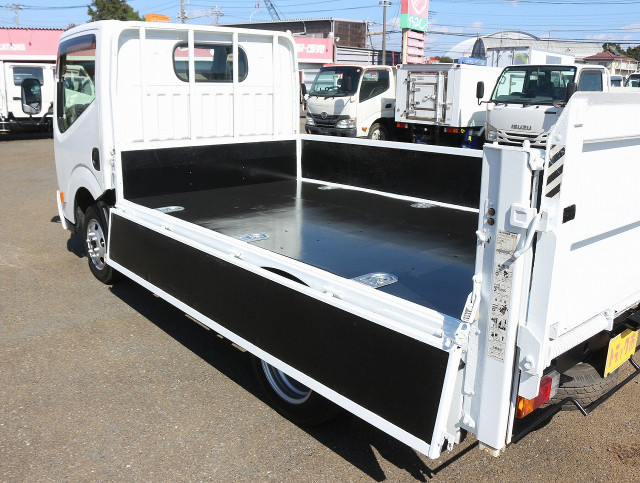 日産自動車 小型 平ボディ SDG-SZ5F24(113380) 10枚目